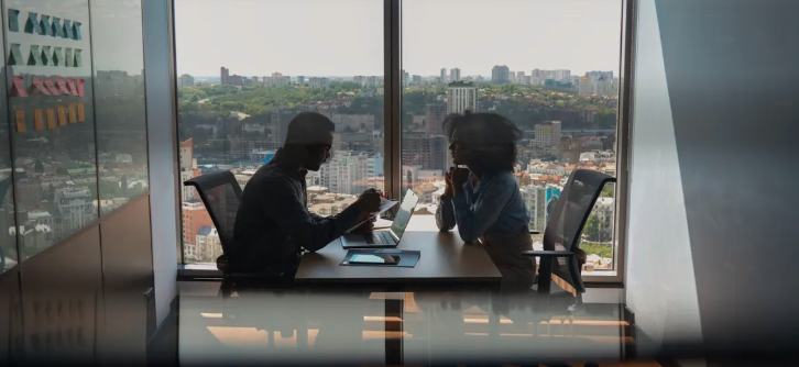 Di tengah pembekuan perekrutan, para pemimpin SDM beralih ke mobilitas internal dan peningkatan keterampilan