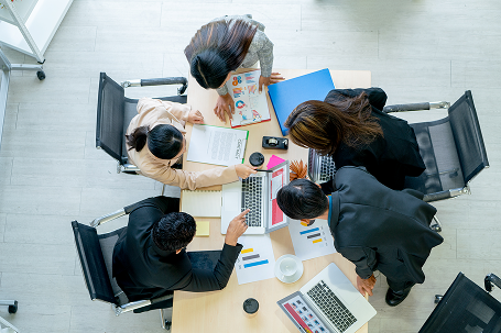 Kiat dan trik utama untuk mengelola karyawan bintang Anda